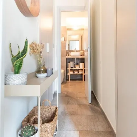 In Der Wolkenwohnung By Interhome Turim