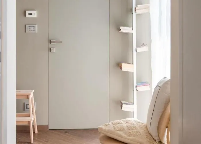 In Der Wolkenwohnung By Interhome Lägenhet Turin