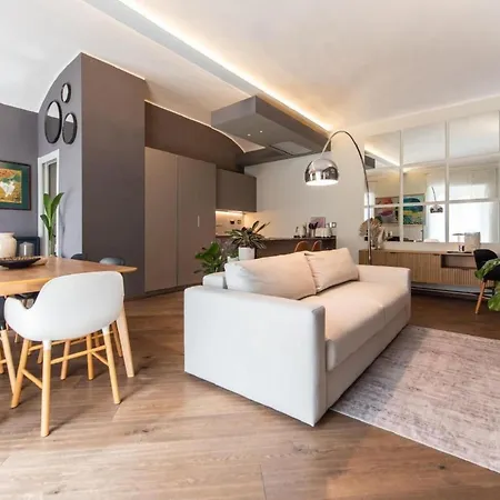 In Der Wolkenwohnung By Interhome